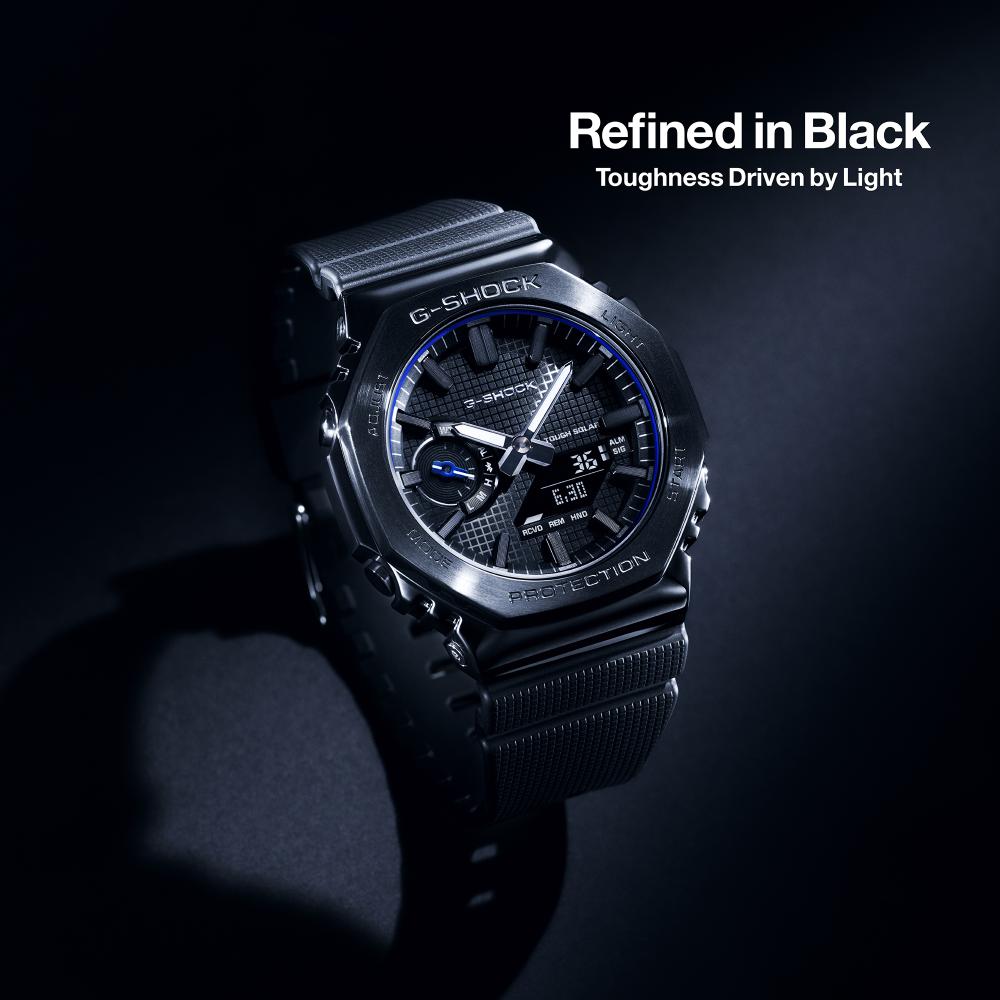 G-SHOCK GBM-2100LXB-1A2ER Luxe Black, fotografia ambientata