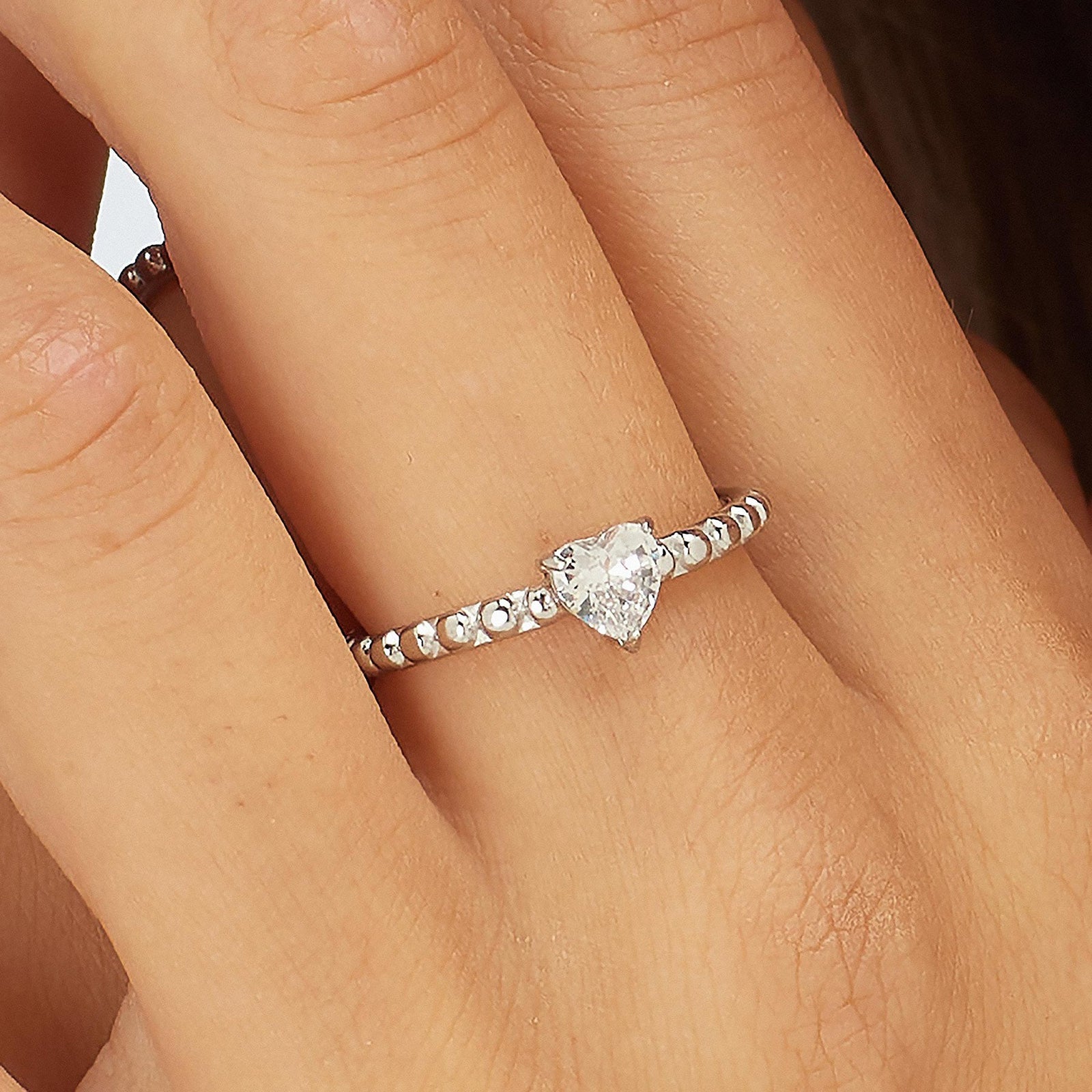 Anello S’Agapõ Dazzly SDZ124 cuore con zirconia bianca – misura universale-2b Gioielli