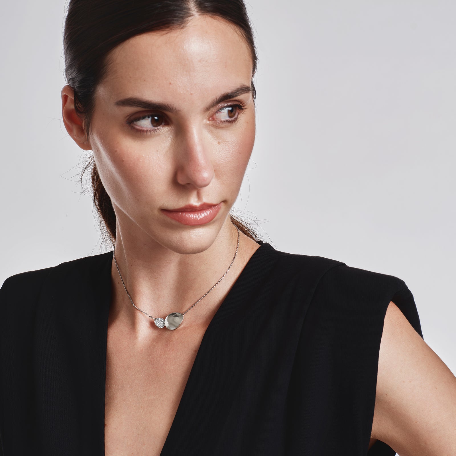 Collana Breil B Whisper Glow TJ4202 in acciaio-2b Gioielli