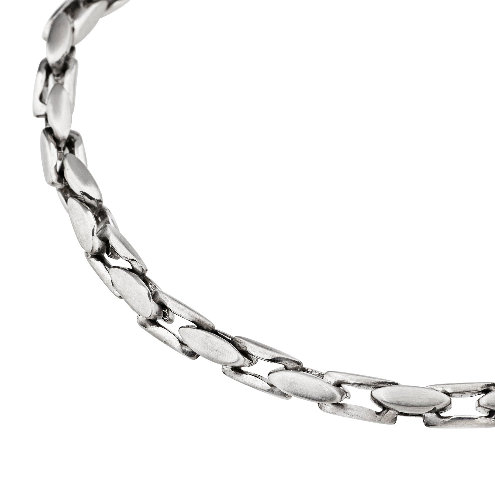 Bracciale Breil Lock Prestige TJ4246 dettaglio della chiusura con zirconia