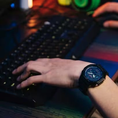 Orologio Casio G-Shock GA-2100RGB-1AER Virtual Rainbow uomo-2b Gioielli