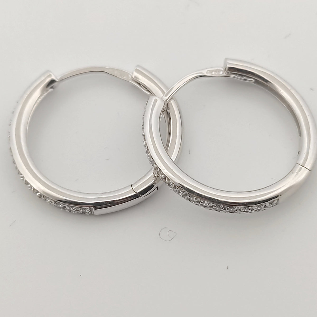 Orecchini oro bianco 18kt Diamanti 0,16 Ct a cerchio-2b Gioielli