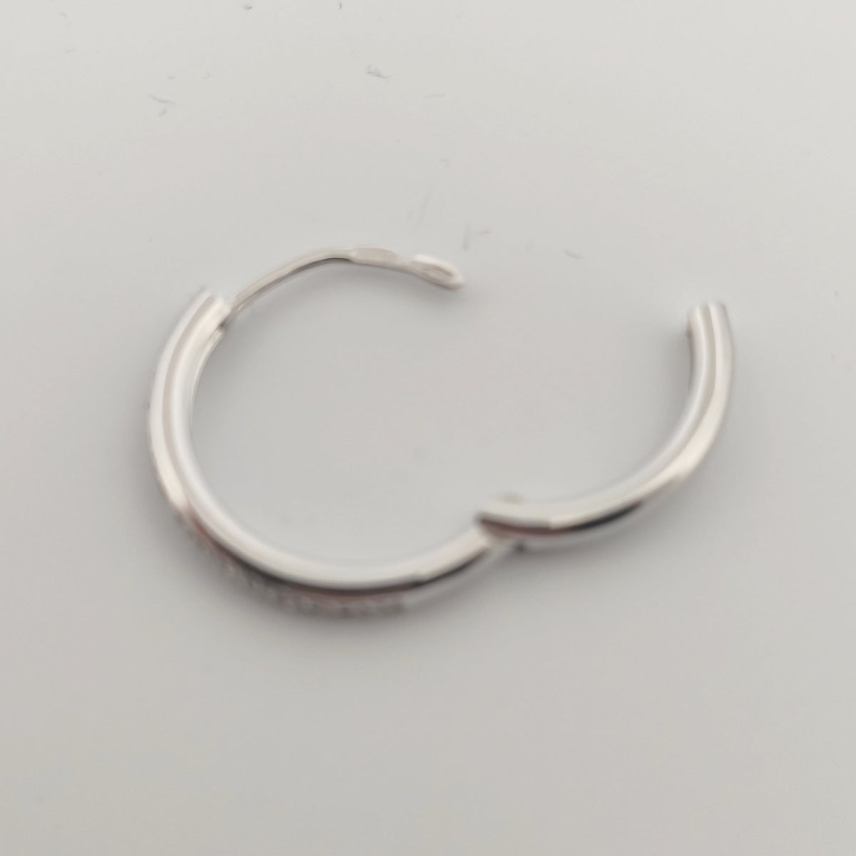 Orecchini oro bianco 18kt Diamanti 0,16 Ct a cerchio-2b Gioielli